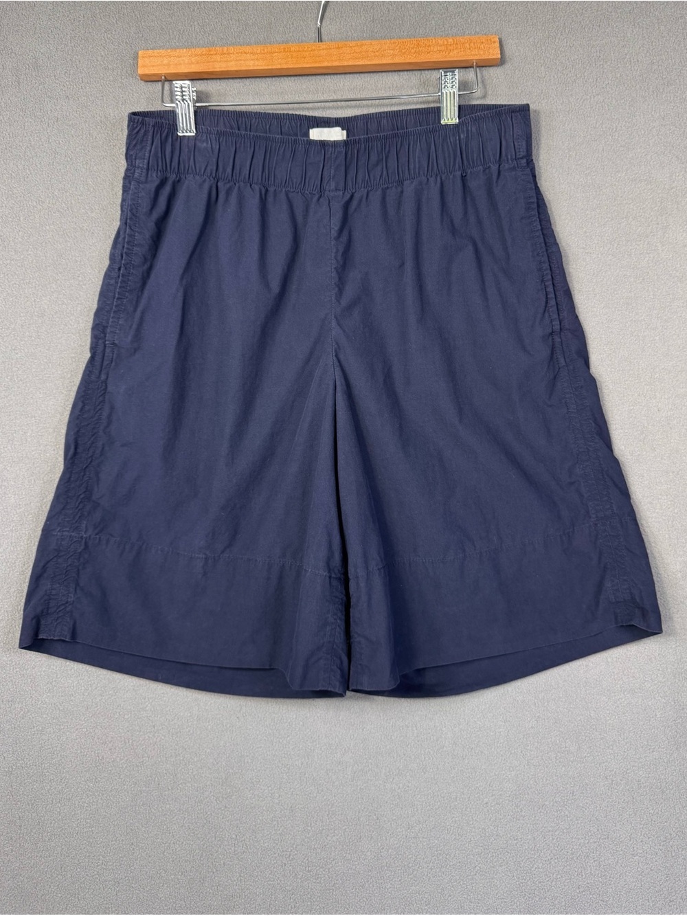 Arket Women’s Deep Navy Bermuda Shorts, Preppy Relaxed Long Shorts, Eur 40